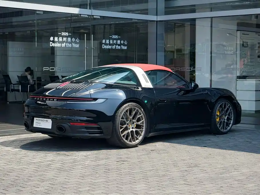 Porsche 911 — миниатюра 14