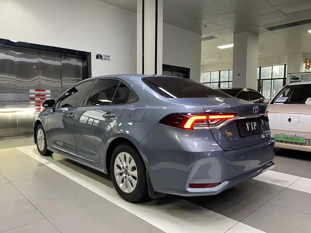 Toyota Corolla — миниатюра 9