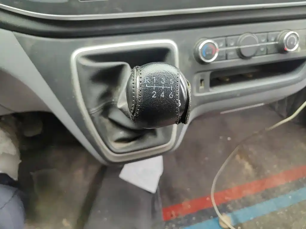 MAXUS V80 — миниатюра 7