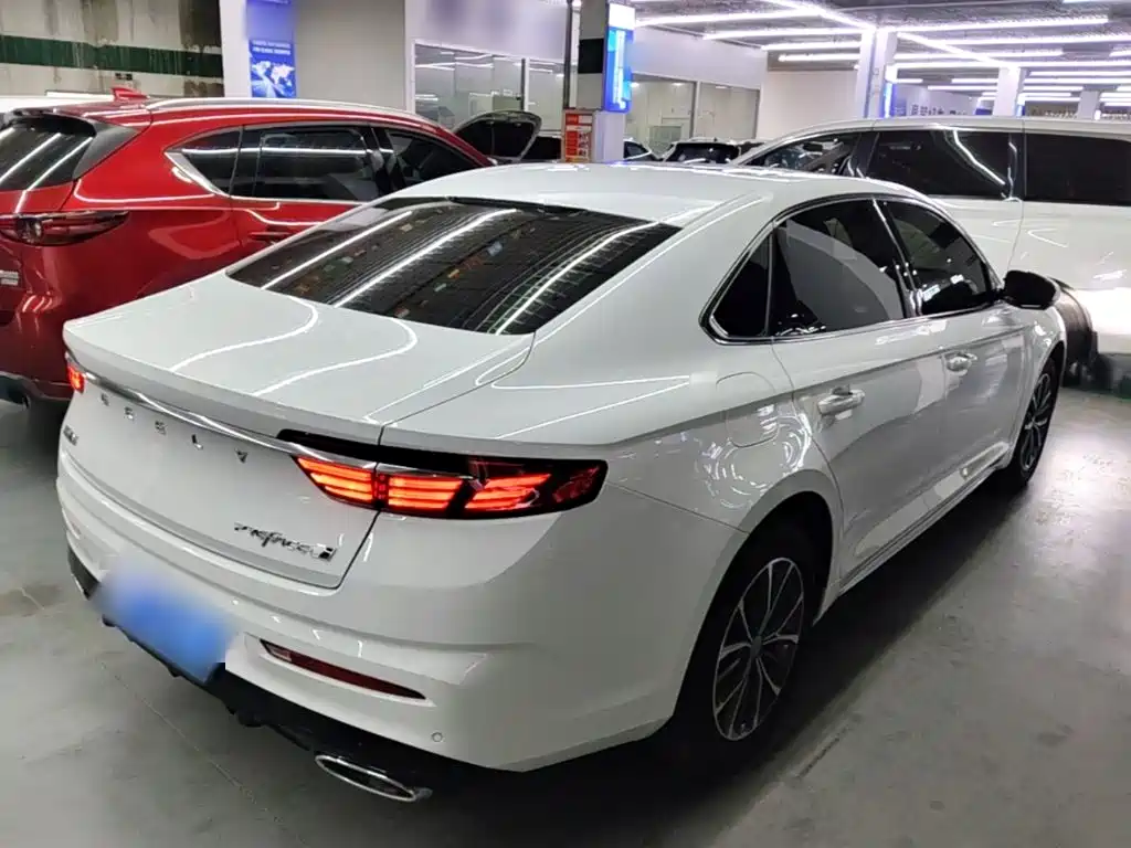Geely Preface 2025 1.5TD