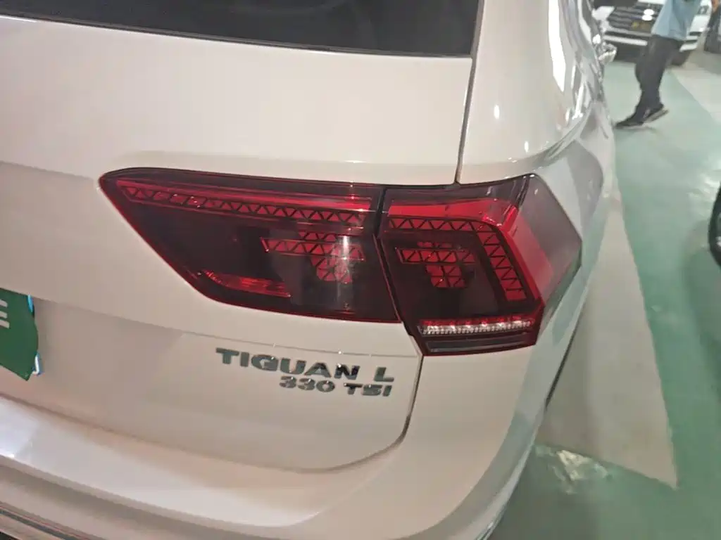 Volkswagen Tiguan L — миниатюра 8