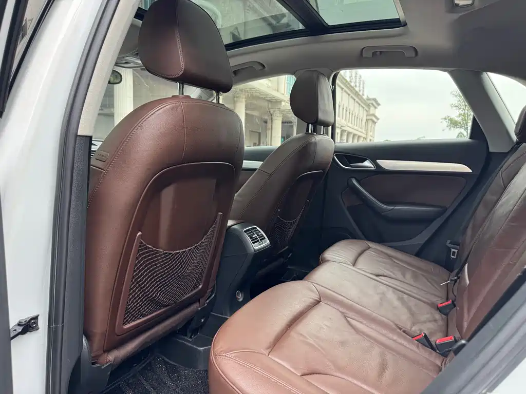 Audi Q3 — миниатюра 5