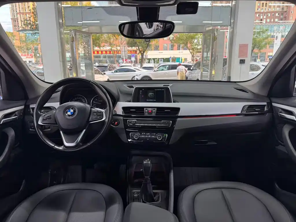 BMW X1 — миниатюра 9