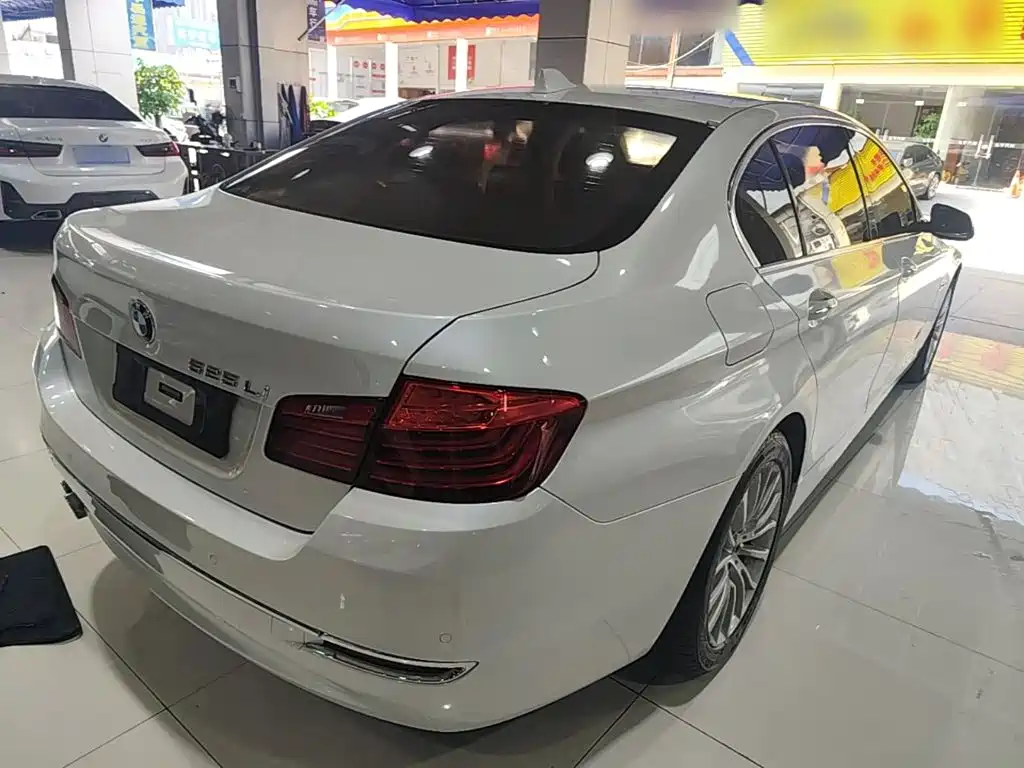 BMW 5 Series 5 2014 525Li Luxury