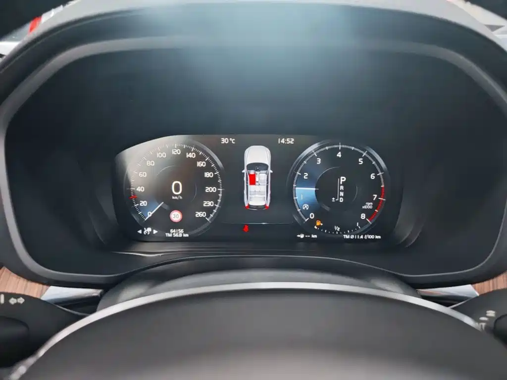 Volvo XC60 — миниатюра 12