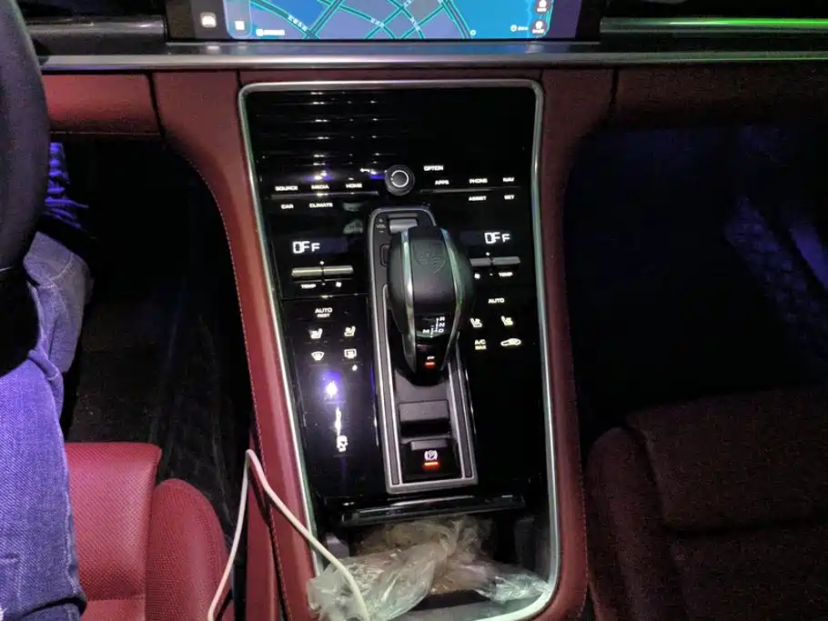 Porsche Panamera — миниатюра 16