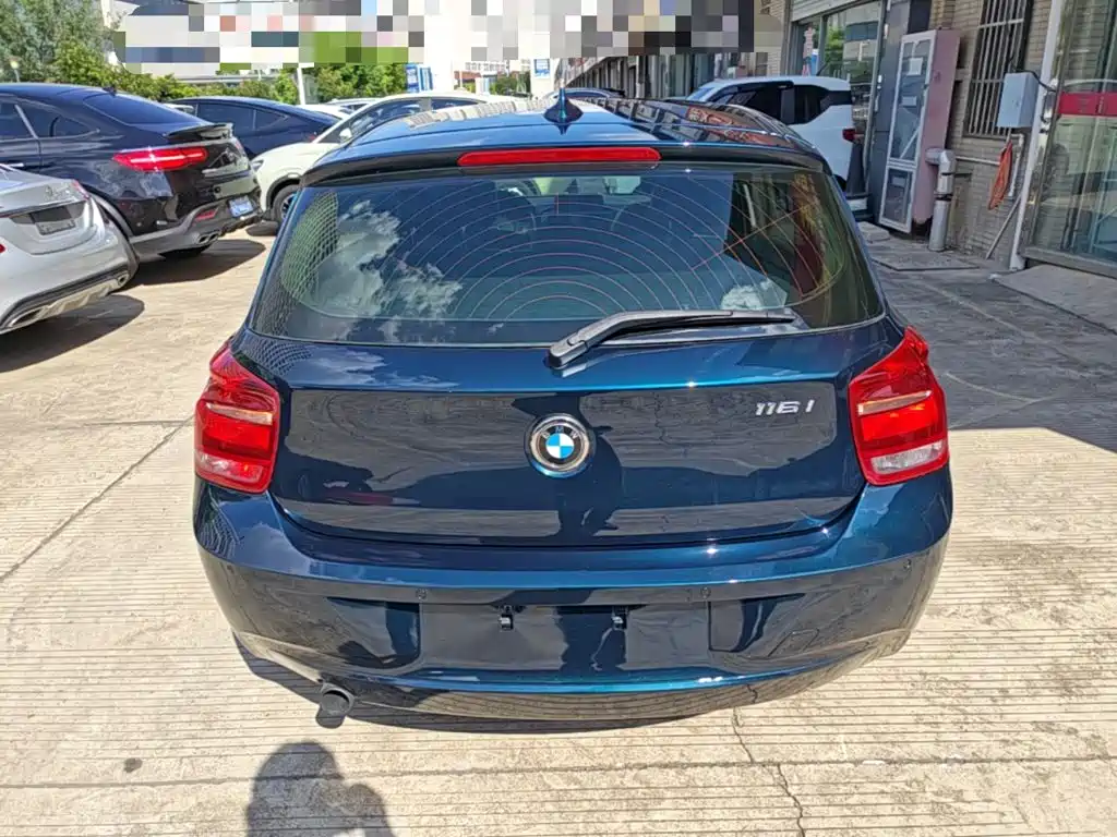 BMW 1 Series (Import) — миниатюра 6