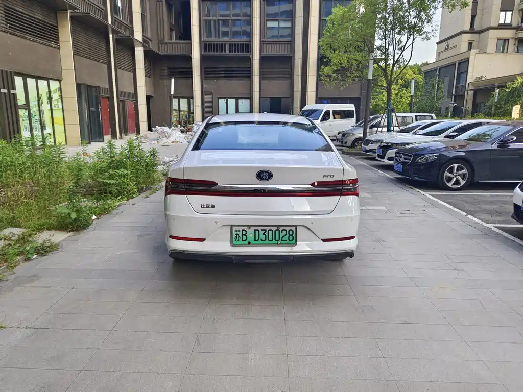 BYD Qin Pro NEV — миниатюра 5