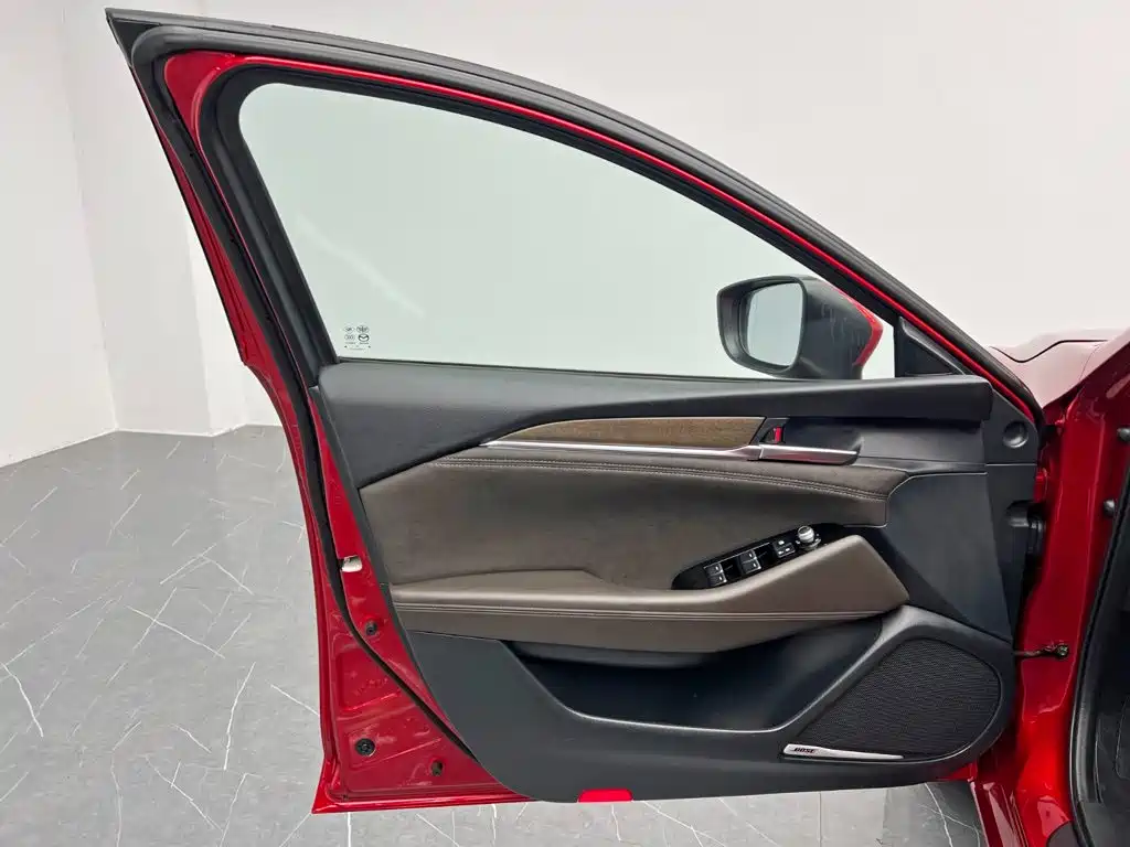 Mazda Atenza — миниатюра 11