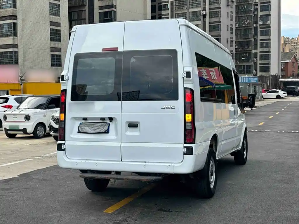 JMC JMC Fushun — миниатюра 13