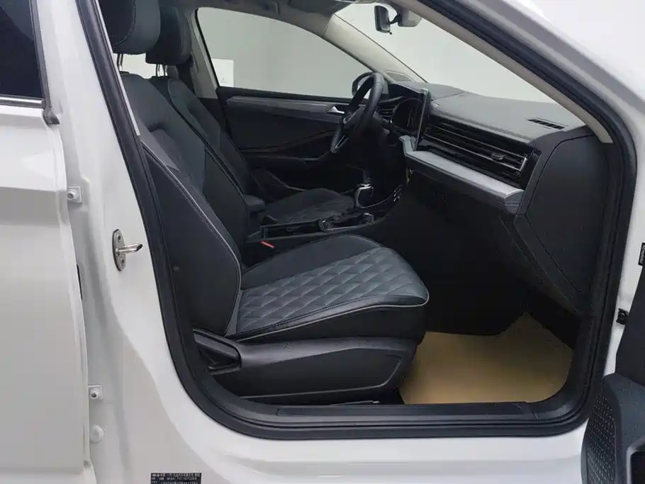Volkswagen Sagitar — миниатюра 8