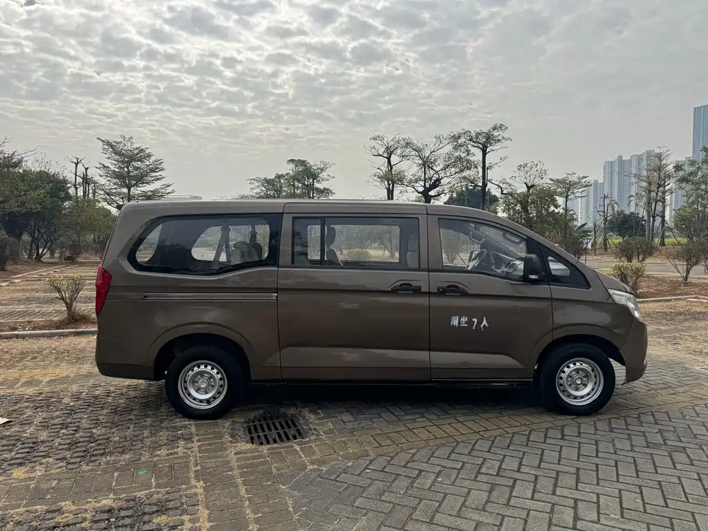 WULING WULING JOURNEY CLASSIC