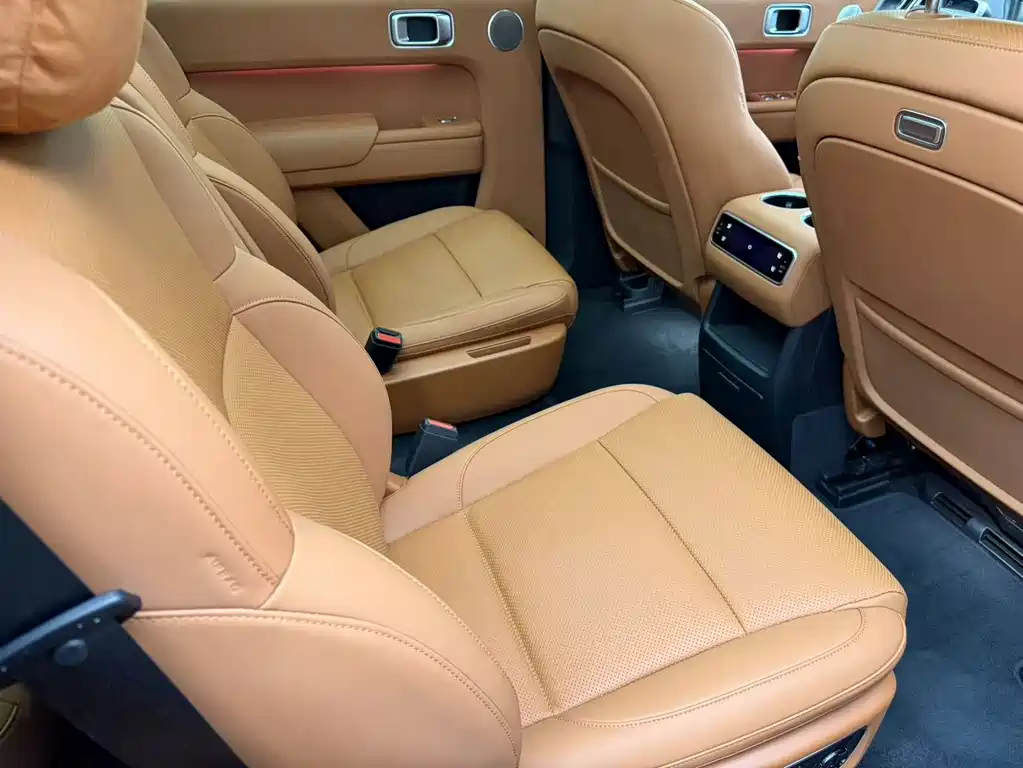 Li Auto Li L8 — миниатюра 11