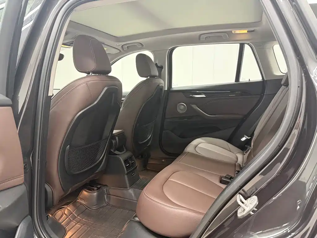 BMW X1 — миниатюра 8