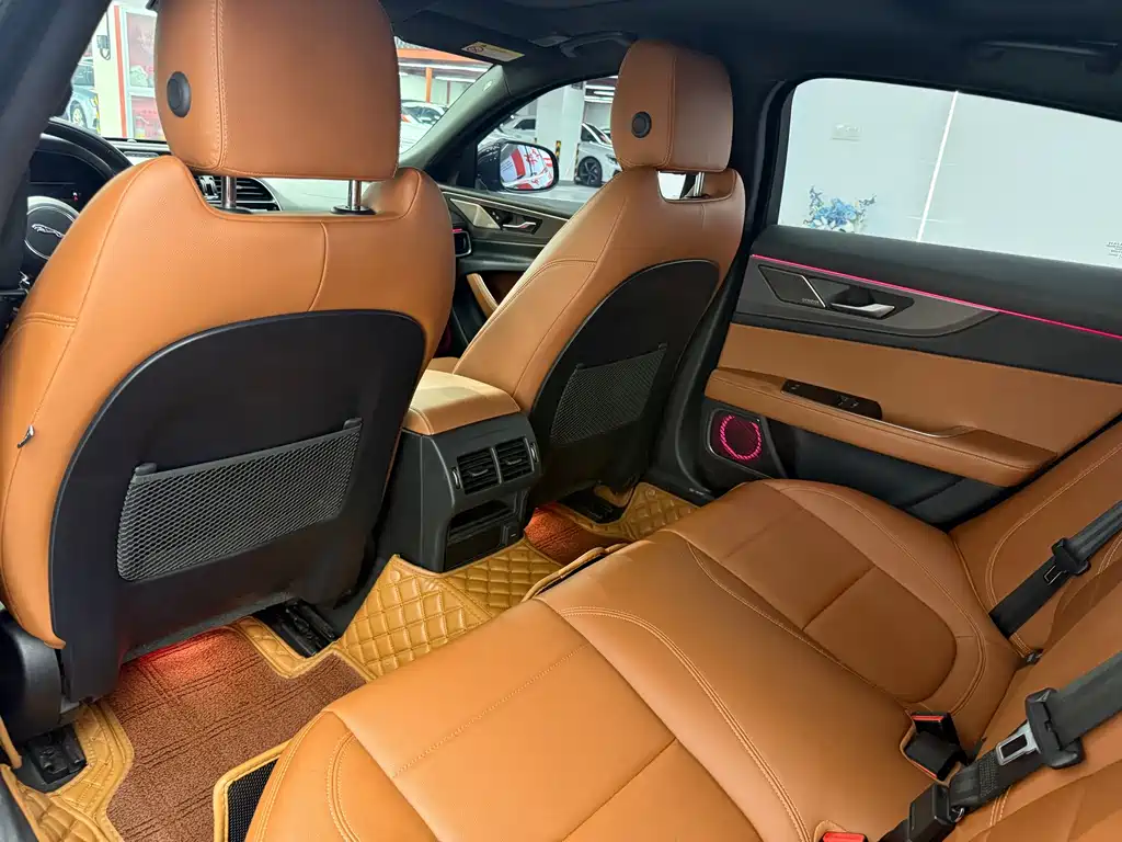 Jaguar XEL — миниатюра 13