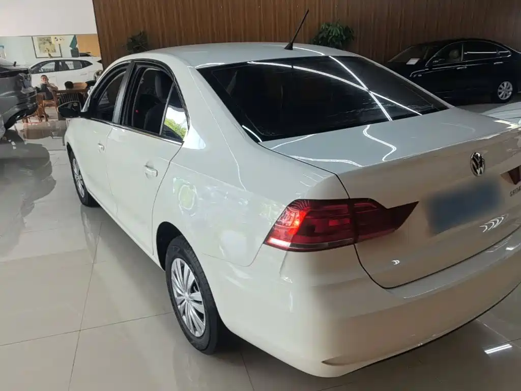 Volkswagen Santana — миниатюра 5