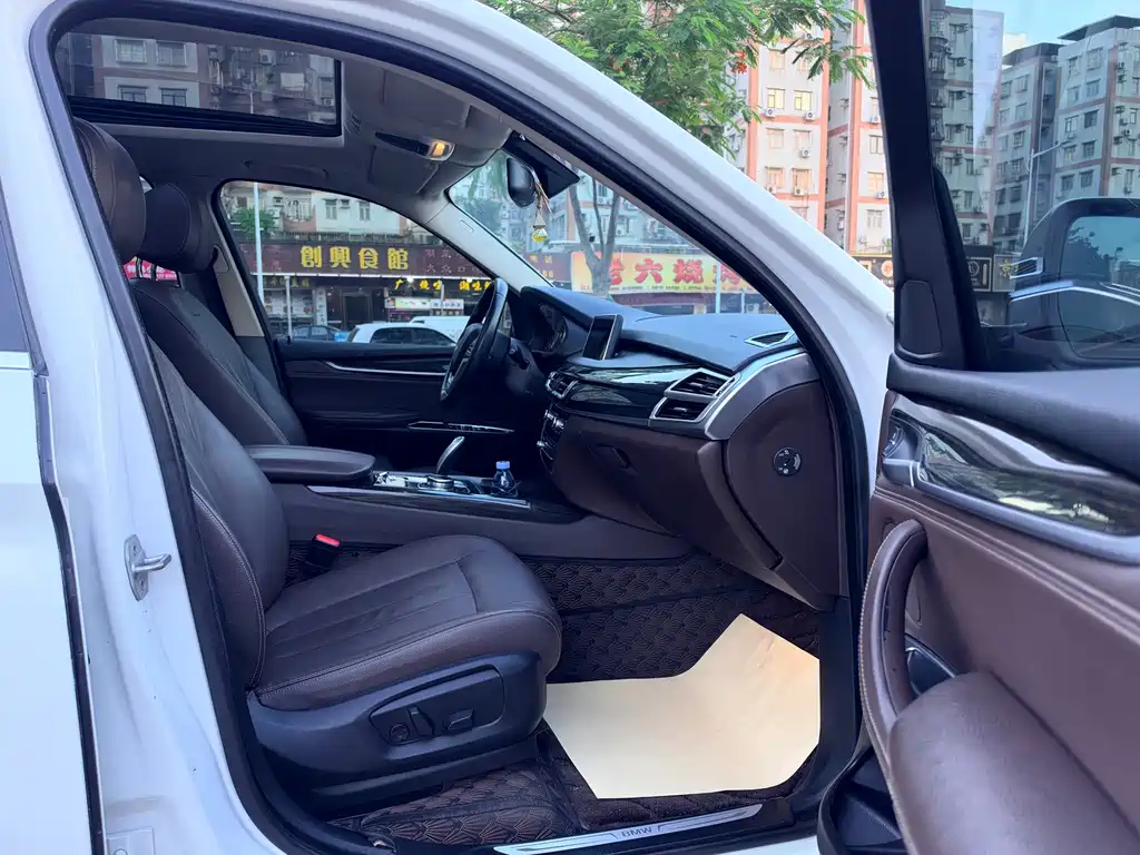 BMW X5 (Import) — миниатюра 14