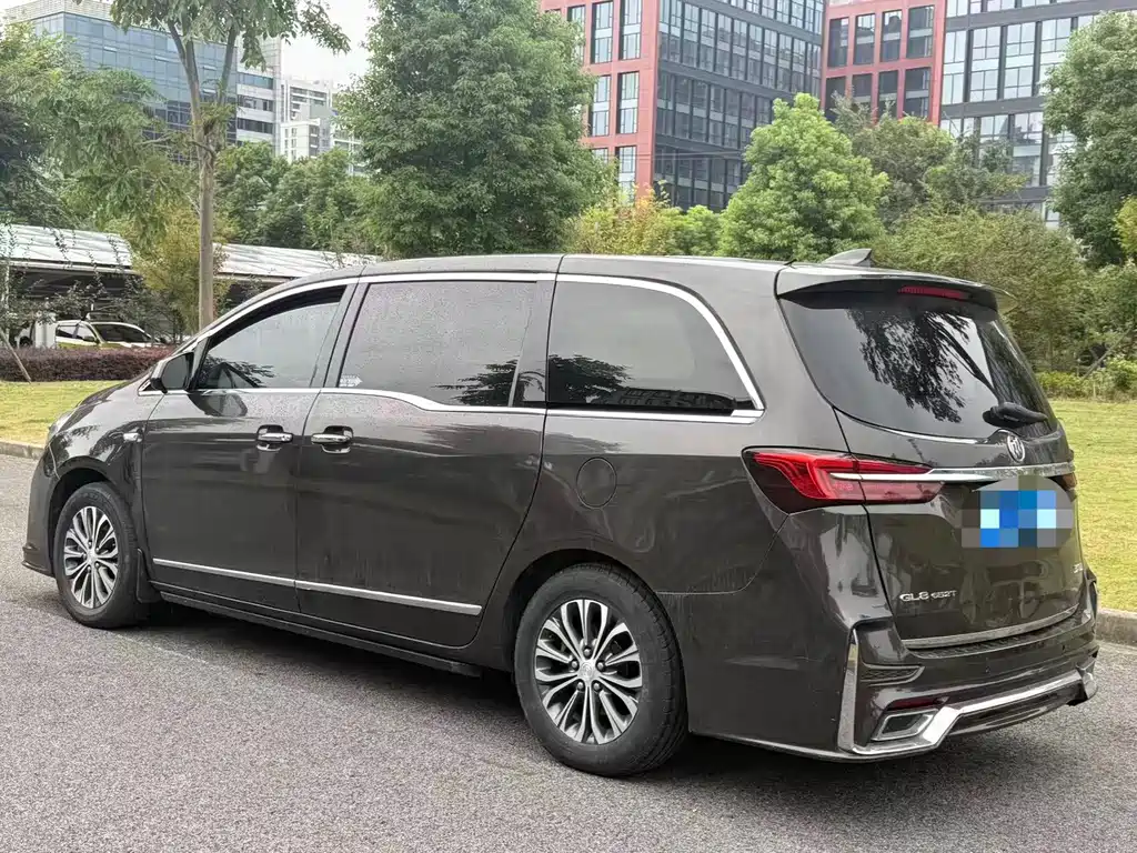 Buick GL8 — миниатюра 5