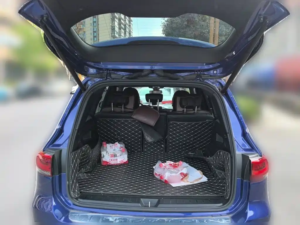 Mercedes-Benz GLB — миниатюра 10
