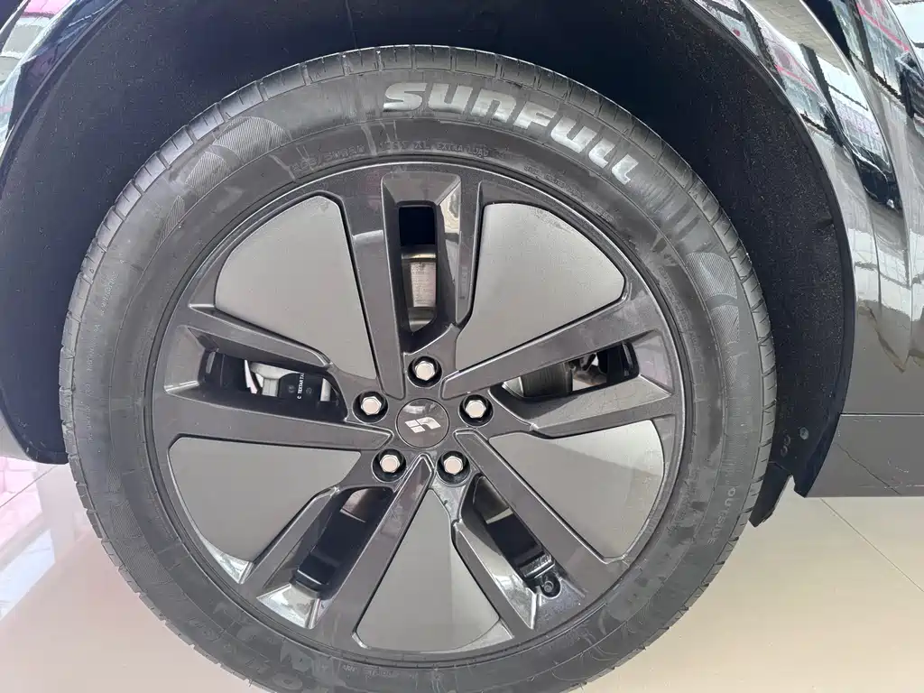 Li Auto Li L6 — миниатюра 15
