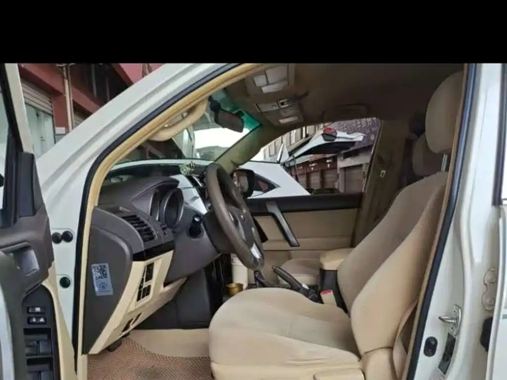 Toyota Prado (Import) — миниатюра 7