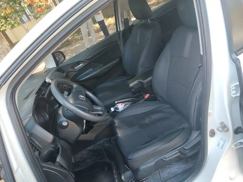 Honda Fit — миниатюра 8