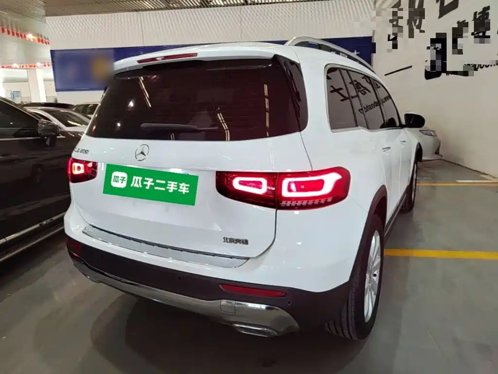 Mercedes-Benz GLB — миниатюра 7
