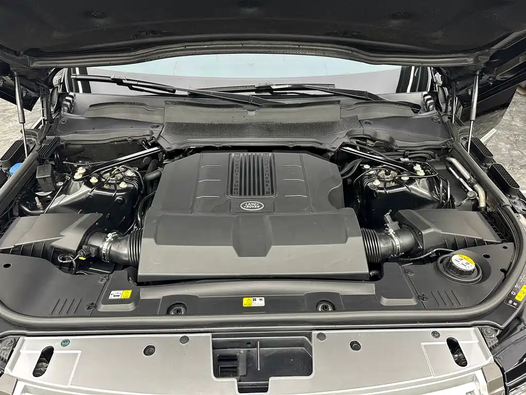 Land Rover Range Rover — миниатюра 16