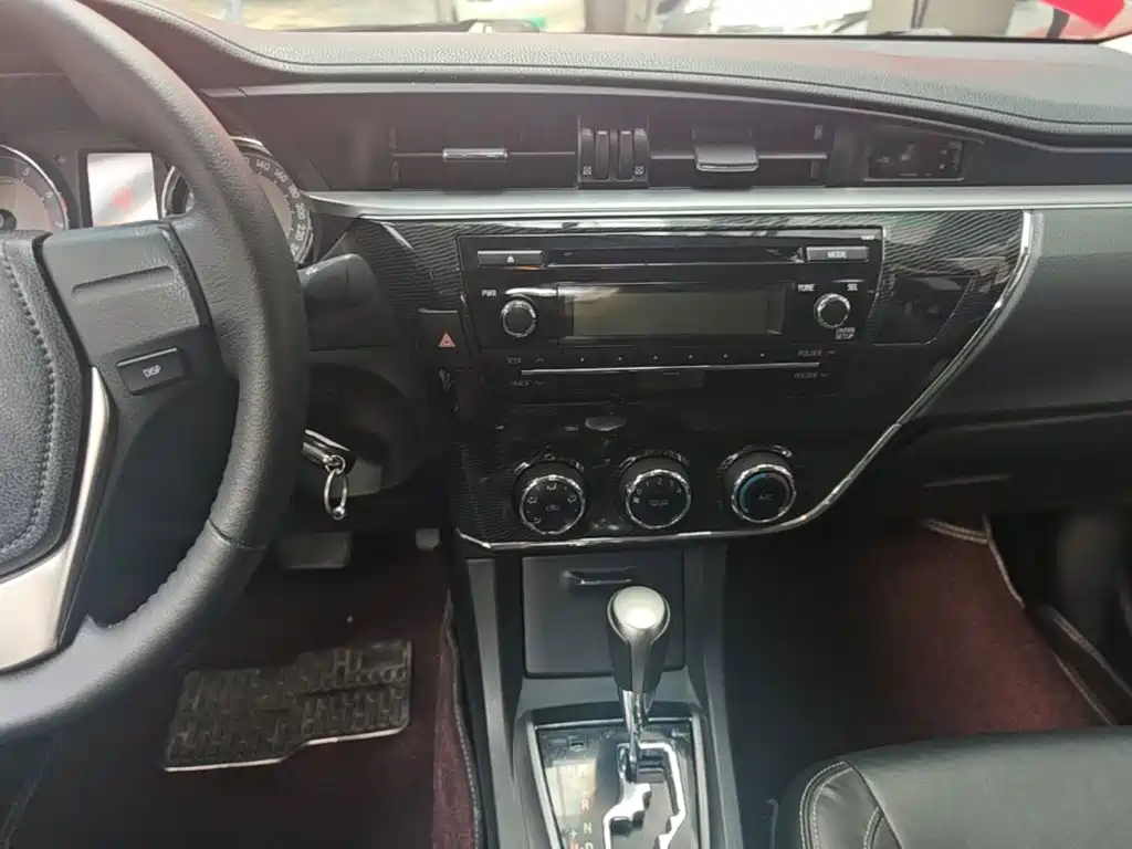 Toyota Corolla — миниатюра 13