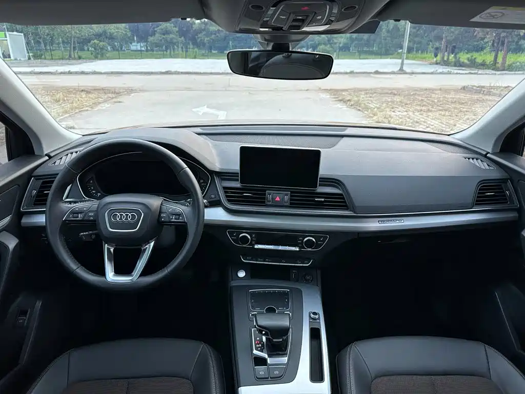 Audi Q5L — миниатюра 19
