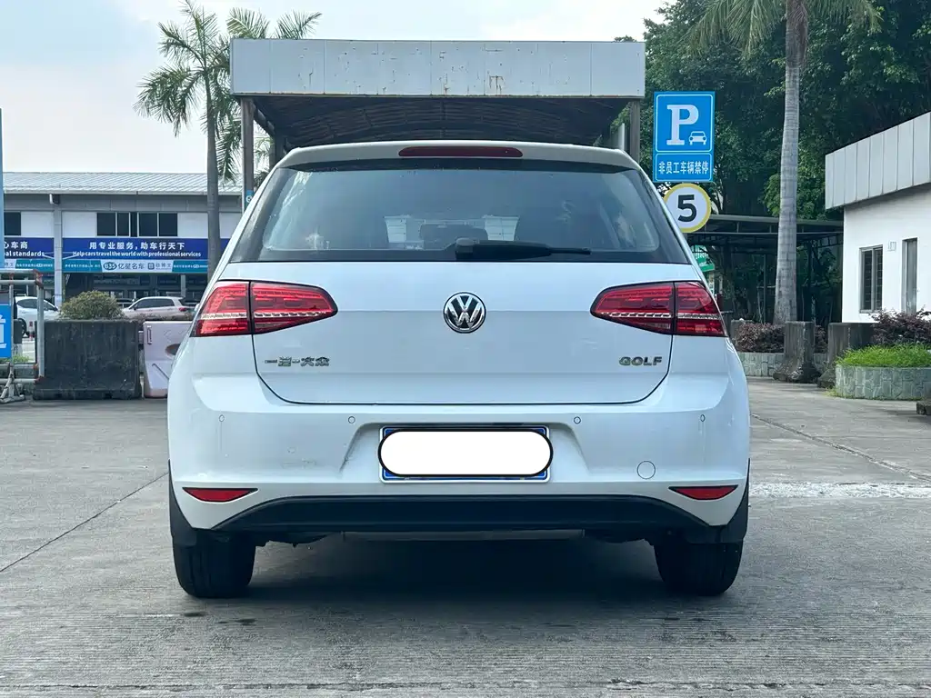 Volkswagen Golf — миниатюра 8