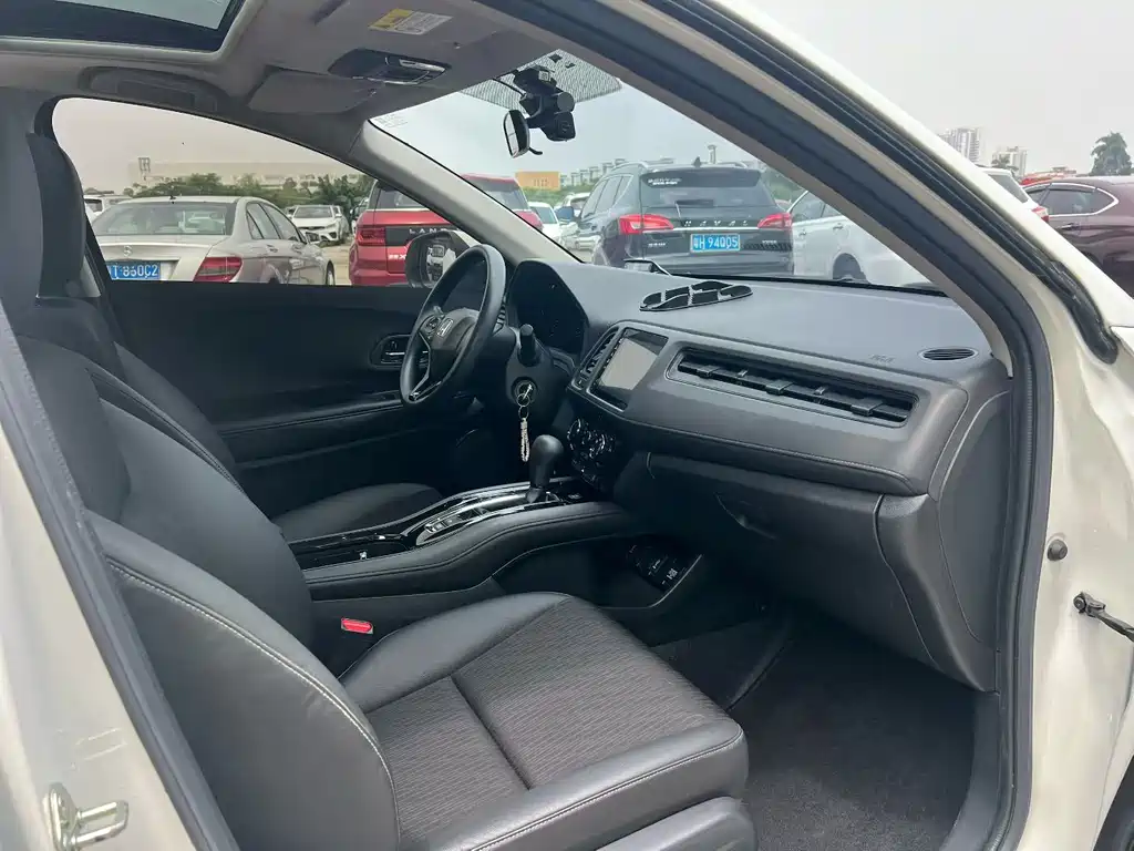Honda Vezel — миниатюра 8