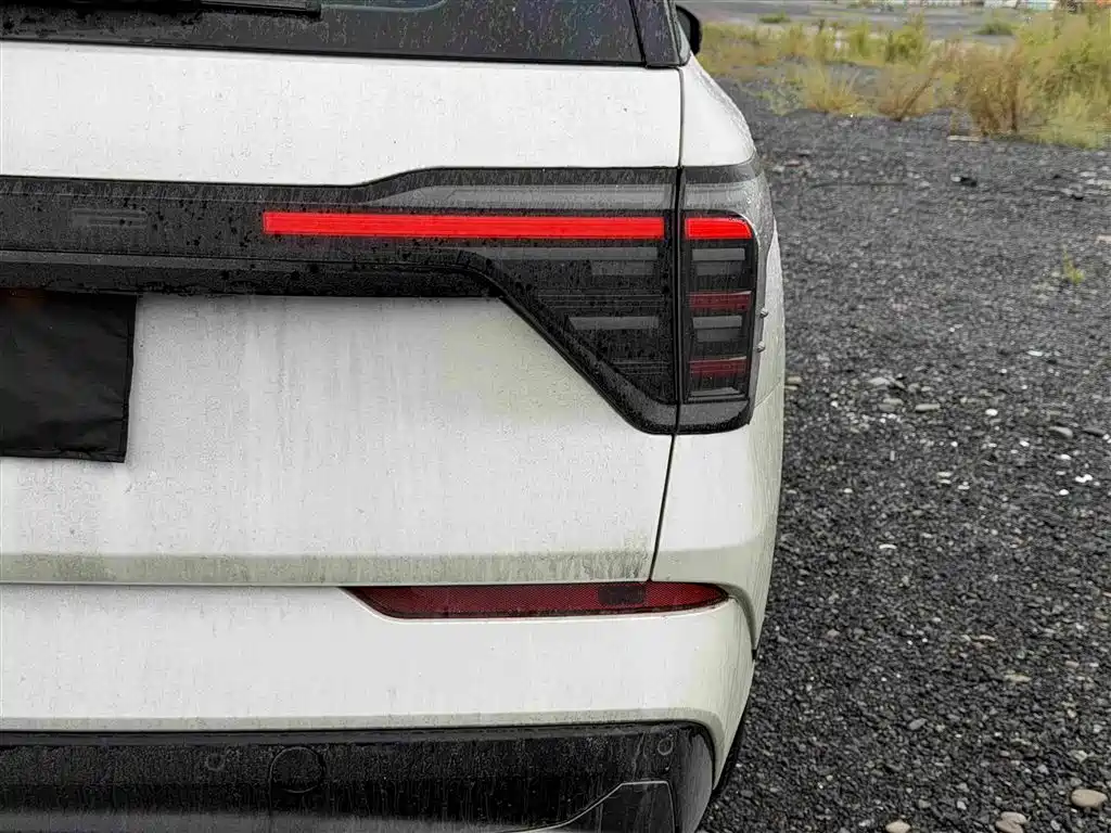 Ford Edge — миниатюра 17
