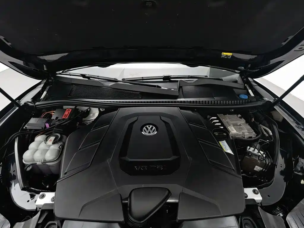 Volkswagen Touareg — миниатюра 6