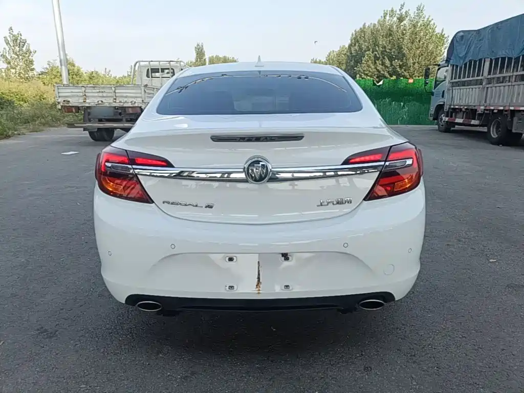 Buick Regal — миниатюра 6