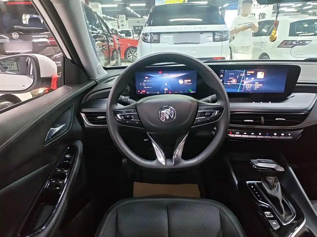 Buick Verano — миниатюра 11