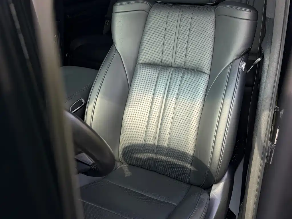 Toyota Vellfire — миниатюра 7