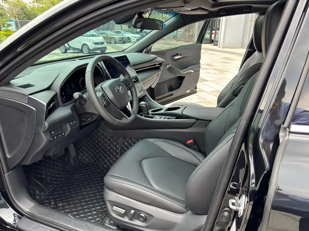 Toyota Avalon — миниатюра 9