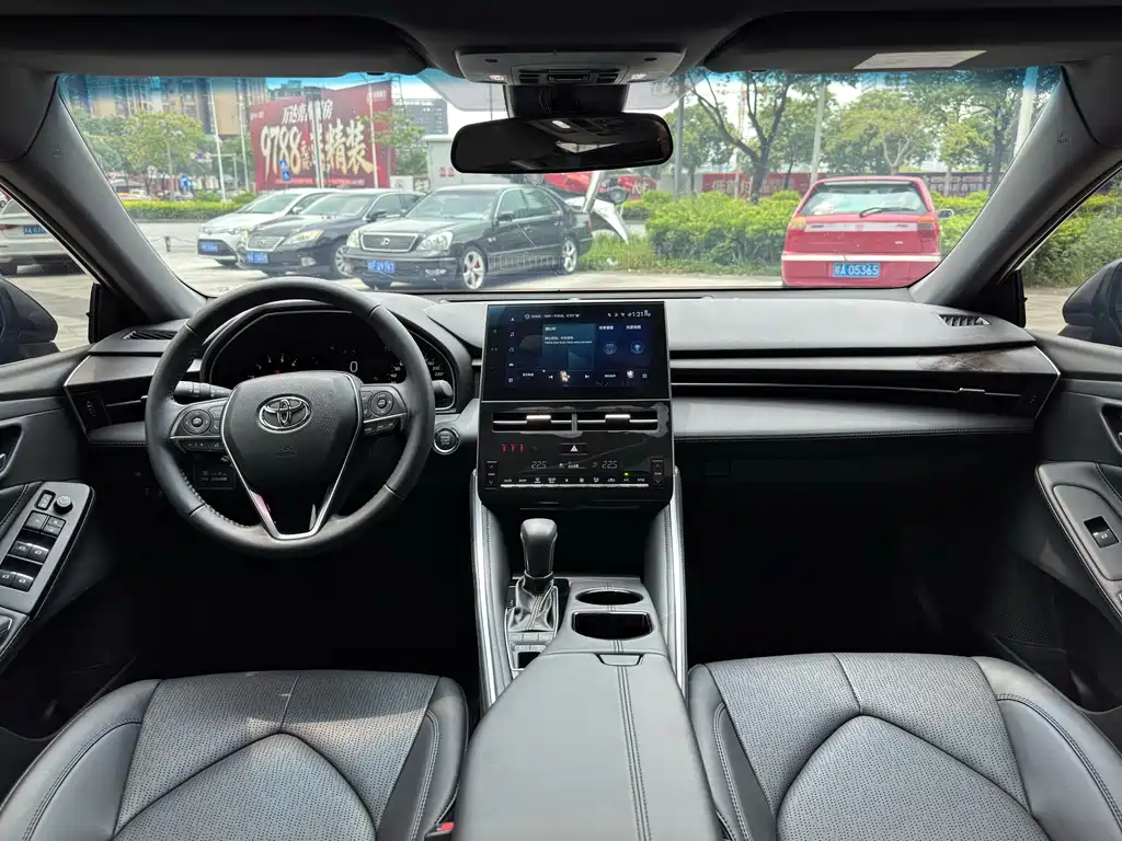 Toyota Avalon — миниатюра 15