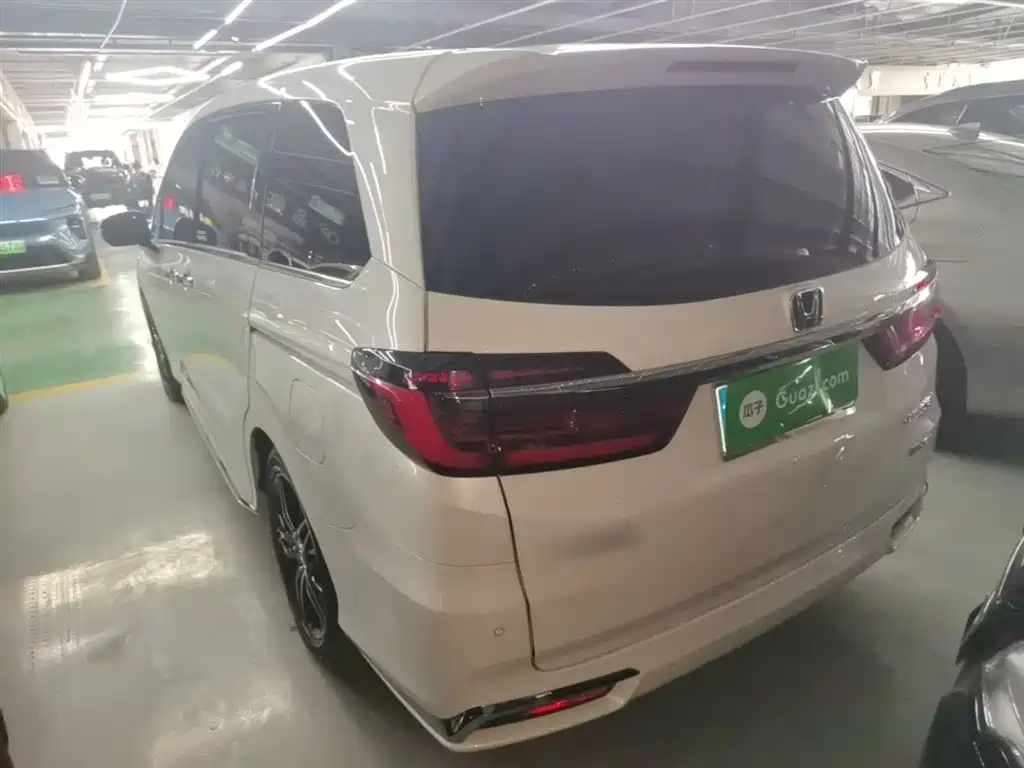 Honda Odyssey 2024 2.0L e:HEV