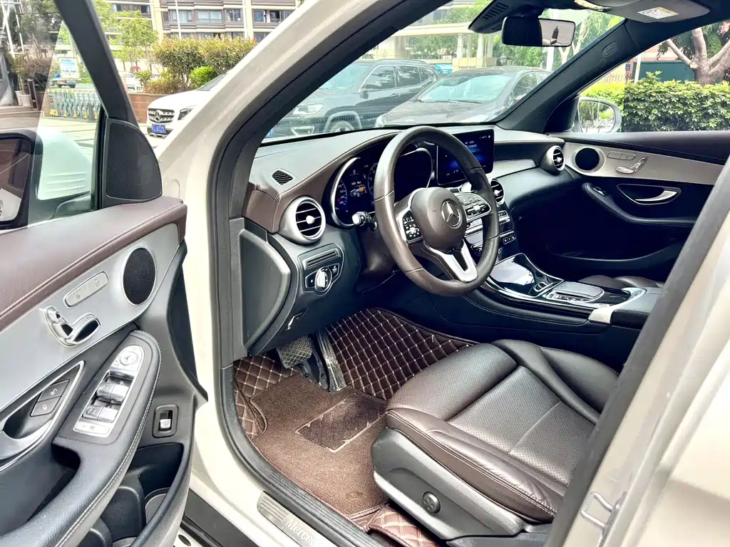 Mercedes-Benz GLC — миниатюра 7