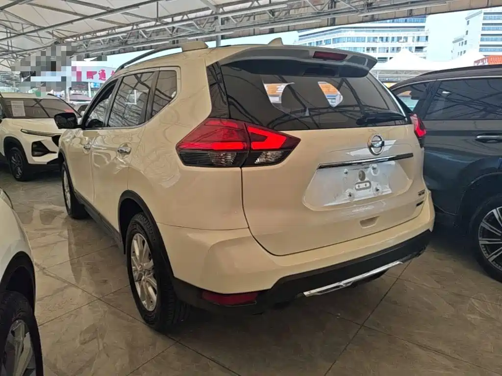 Nissan X-Trail — миниатюра 5