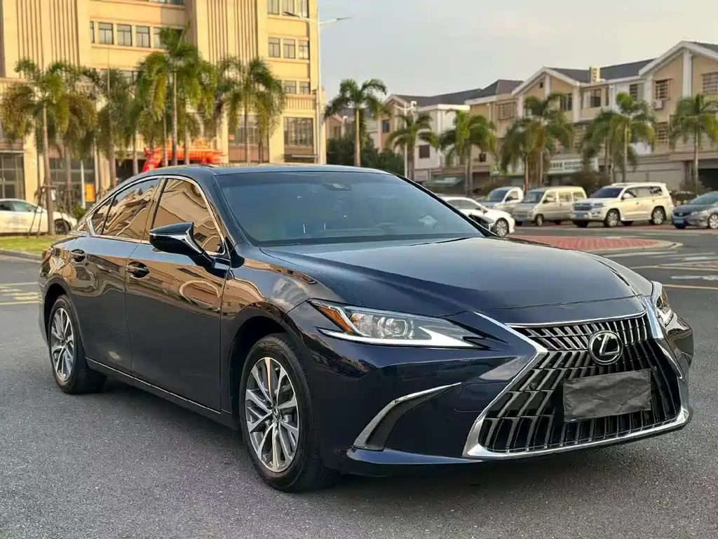 Lexus ES — миниатюра 3