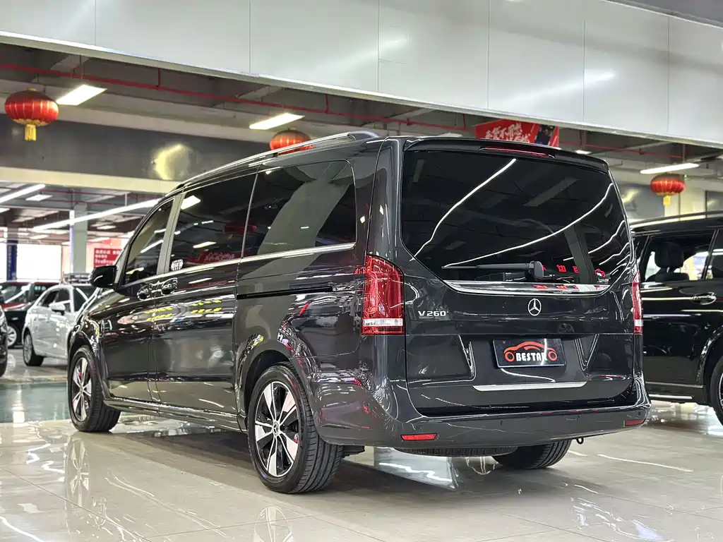 MERCEDES-BENZ V CLASS