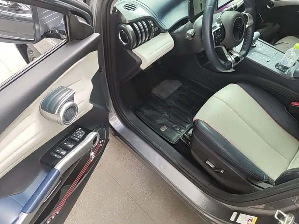 BYD Yuan Plus — миниатюра 16