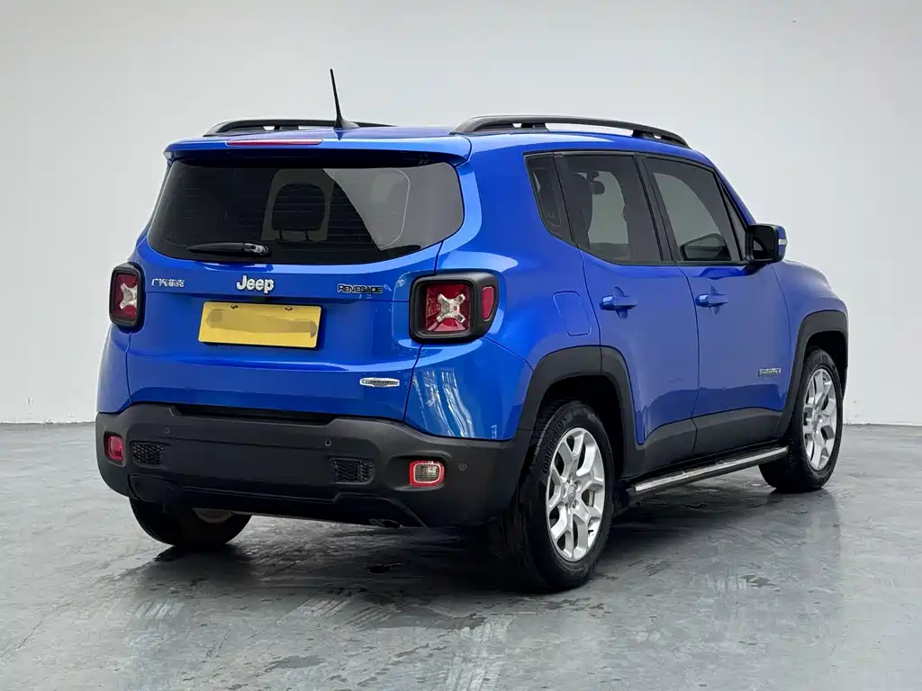 Jeep Renegade — миниатюра 6