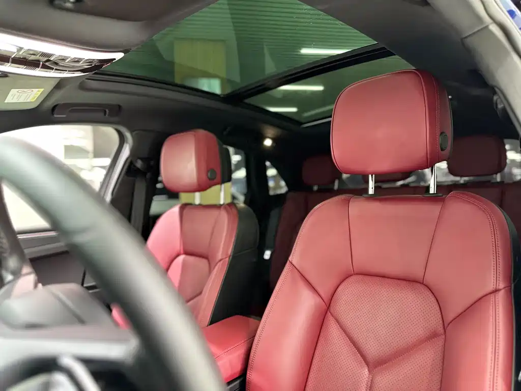 Porsche Macan — миниатюра 10