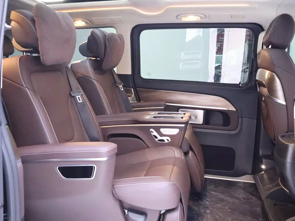 Mercedes-Benz V-Class — миниатюра 22