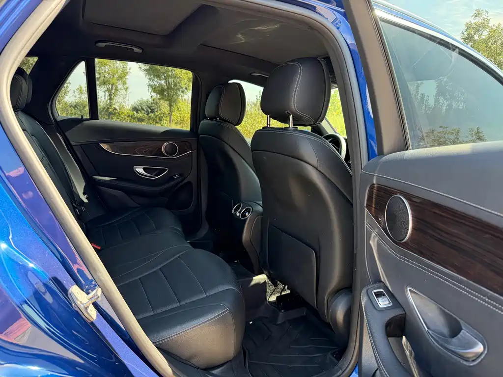 Mercedes-Benz GLC — миниатюра 9