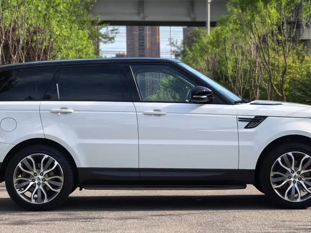 Land Rover Sport — миниатюра 4